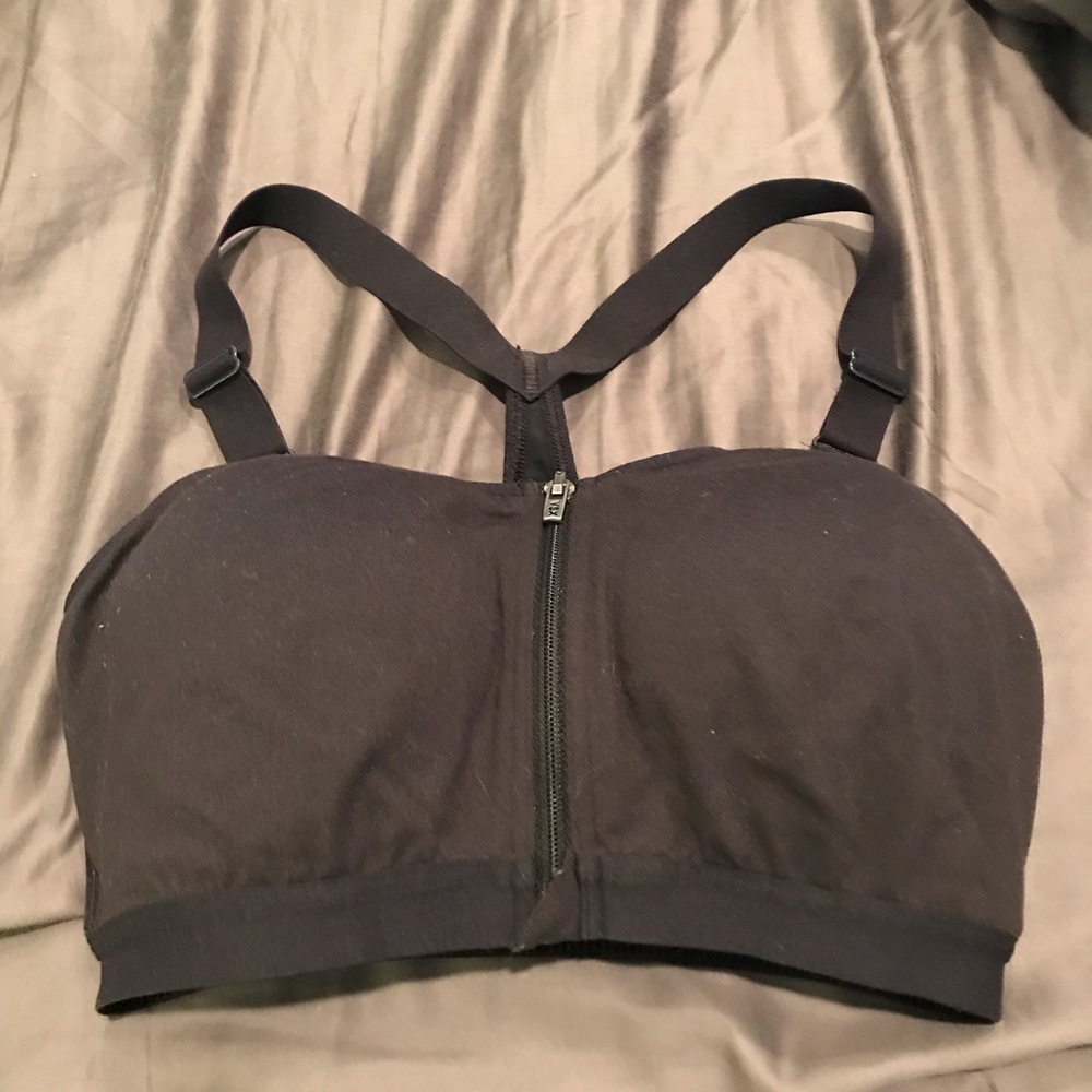 VS Sports Bra